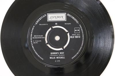 7-дюймовая пластинка WILLIE MITCHELL - Robbin's Nest HLU10313 London Records, 1970 UK Соул/Фанк Б/У