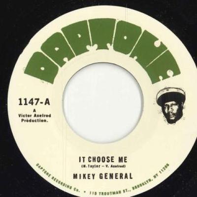 7-дюймовая пластинка MIKEY GENERAL / EARL MAXTON - It Choose Me / Prattle DAP1147 Daptone Records 2022 UK Регги, Ска и Даб