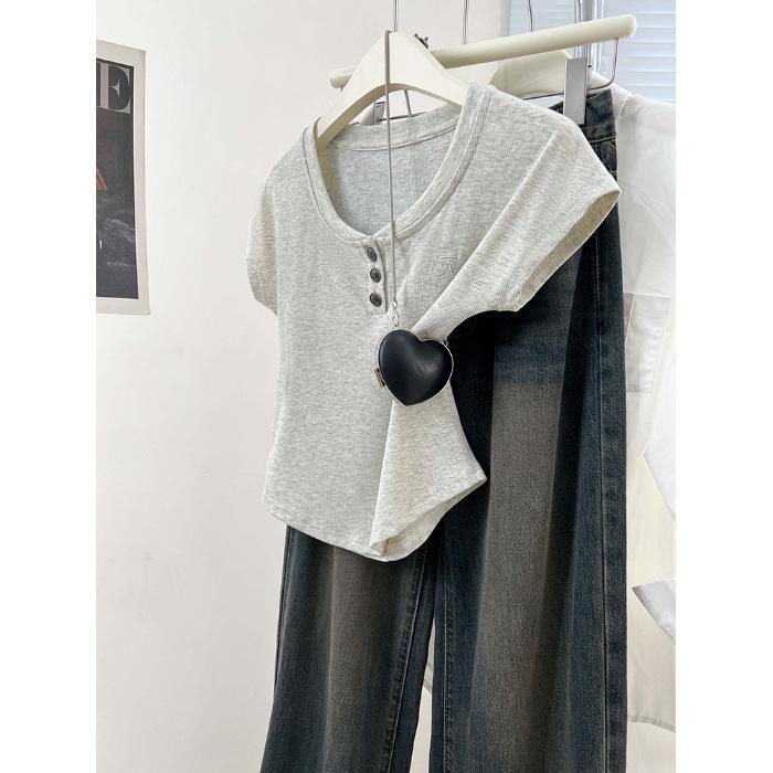 Front shoulder black short-sleeved t-shirt women's 2026 new large size u-neck large neckline slim fit high waist short top summer