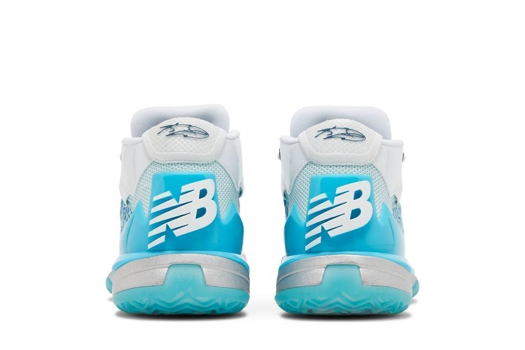 New Balance Мужская обувь KAWHI 'Christmas' BBKLSTO1