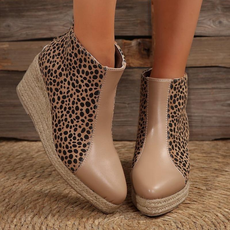 Large Size Wind Leopard Print Short Women's Boots Autumn and Winter New Thick-soled Wedge Stitching Fashion Boots