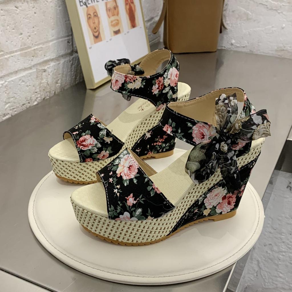 Босоножки на каблуке Летние женские элегантные женские туфли на платформе с танкеткой Дизайнерские женские роскошные каблуки Удобные женские модные сандалии