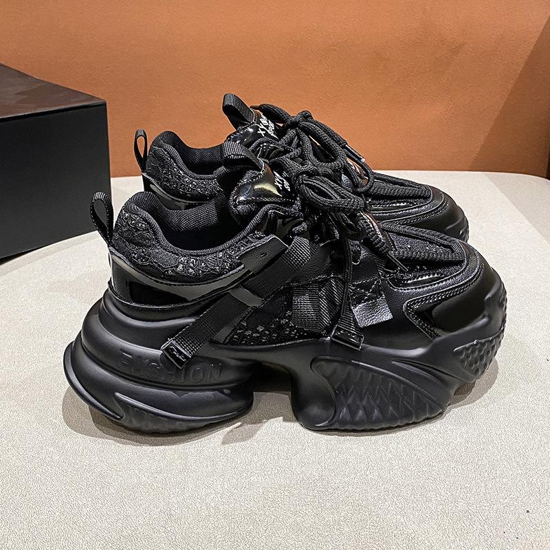 Женские осенне-зимние кроссовки на мягкой подошве в стиле «папины кроссовки», легкие, на толстой подошве, увеличивающие рост, повседневные спортивные кроссовки