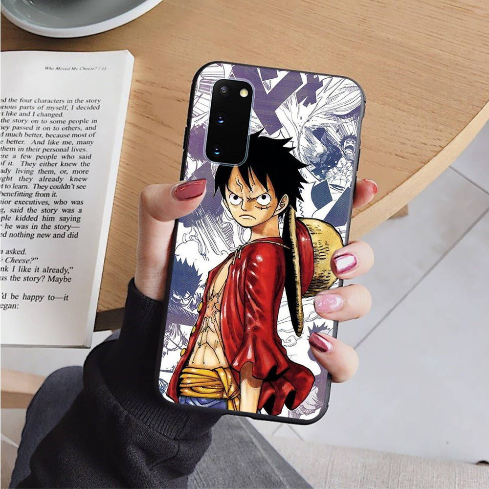 AD62 One Piece Луффи Черный Чехол для iPhone 16 15 Plus 14 13 12 11 Pro 8 7 6S SE 5S X XR XS Max Realme C30 C33 C31 9I Huawei Y8P Y9 Мягкий Чехол