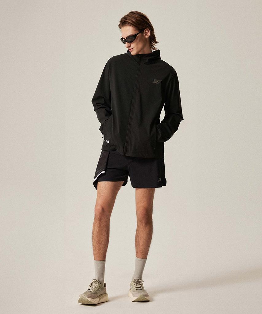 New Balance Nbmdg25313 / Универсальная ветровка из трикотажа Rc (черный)