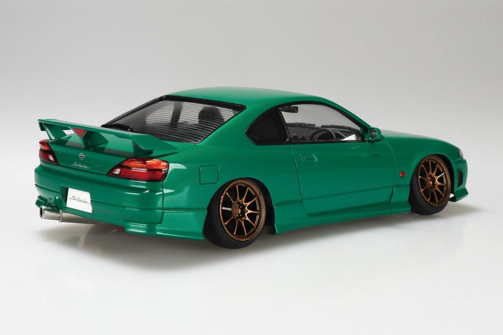 Aoshima Bunka Kyozai The Tuned Car 105 S15 Silvia Пневмоподвеска Кастомный Пластиковый Модельный Комплект Co., Ltd. (АОСИМА) нет. 1/24 '99 (Nissan)