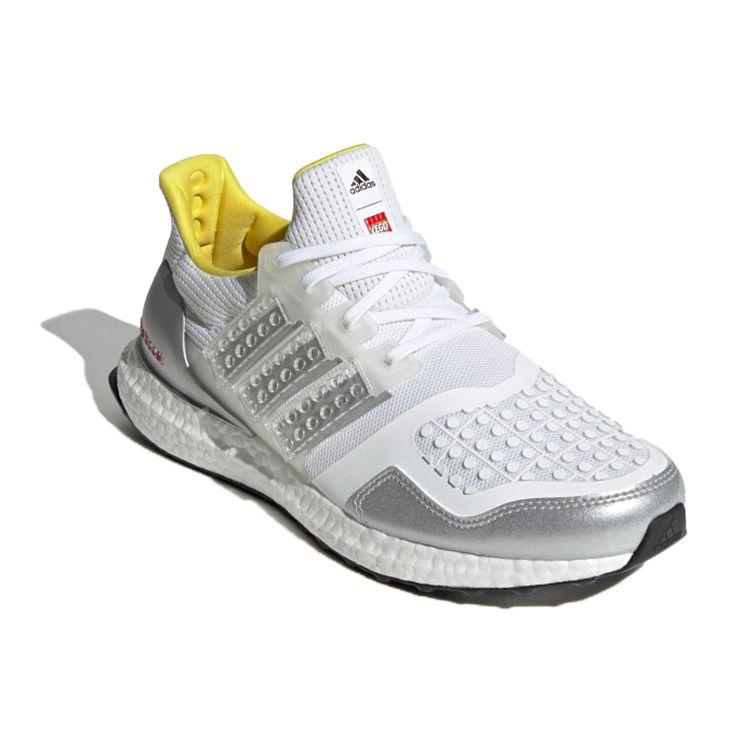 Мужские кроссовки LEGO x adidas UltraBoost DNA Белые Облачно-белые Шокирующе-синие FY7690