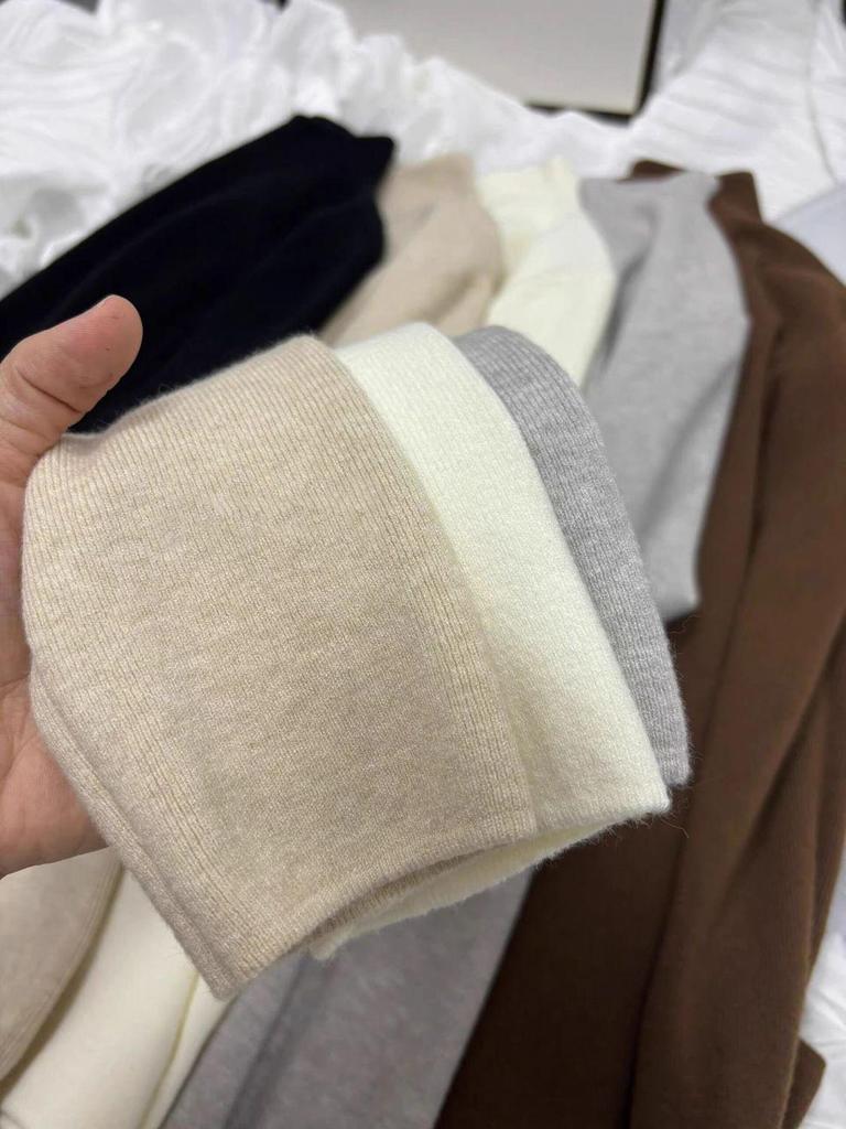Women's Soft Knit Stand Collar Long Sleeve Sweater Top - Autumn/Winter 2026 Collection