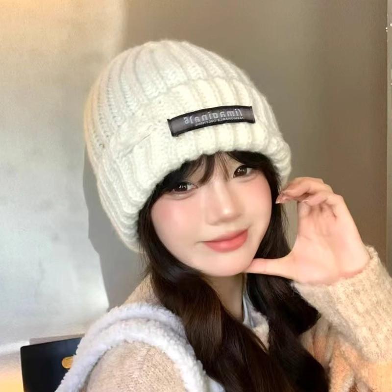Knitted Hat With Letter Prints For Winter Warmth And Style For Casual Wear