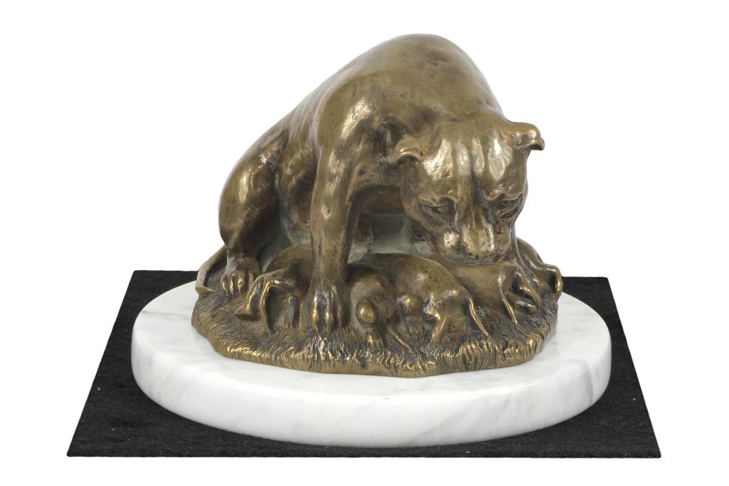 Стаффордширский бультерьер, Стаффи I - фигурка собаки, статуя на белом мраморе, трофей для выставки собак Art-Dog