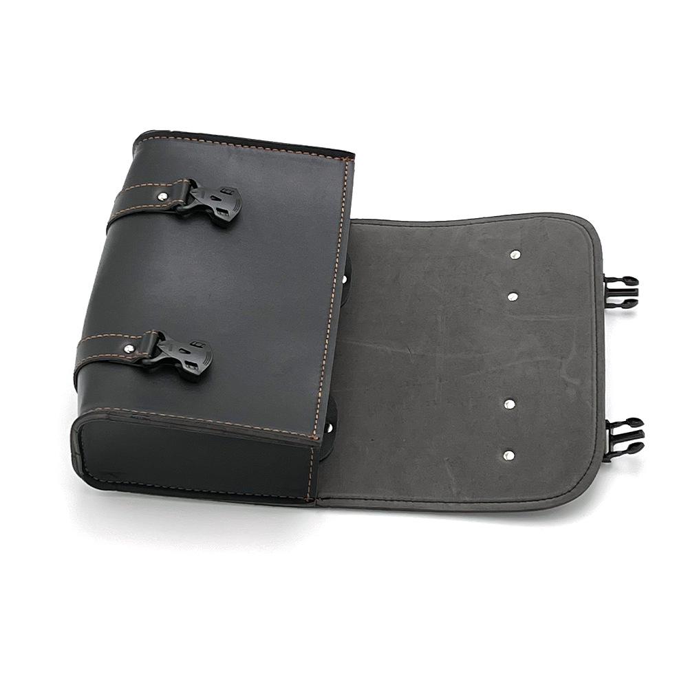 Мотоцикл Harley Prince Dyna Fat Boy XL8831200N с модифицированными кофрами, боковыми сумками, передней сумкой и хвостовой сумкой