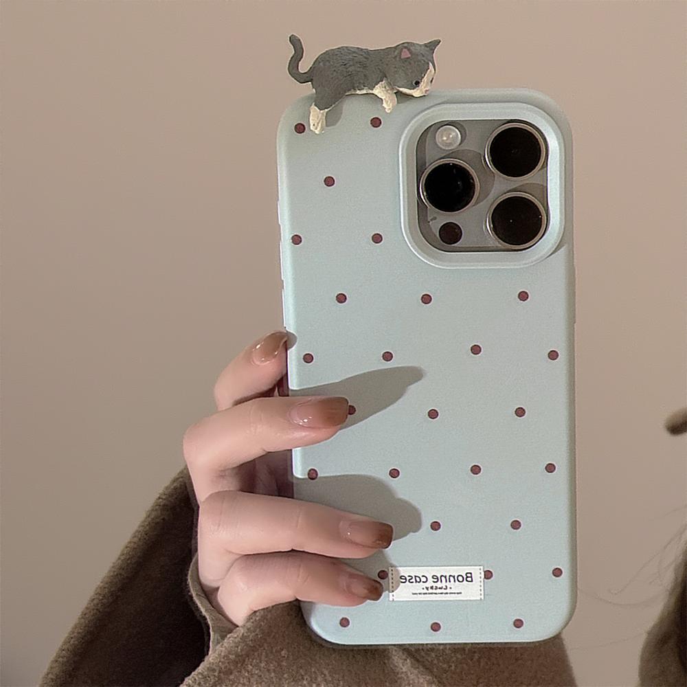 Милый 3D-дизайн лежащего кота для IPhone 17 и Apple 15 Pro Max, Простой модный чехол для телефона в горошек