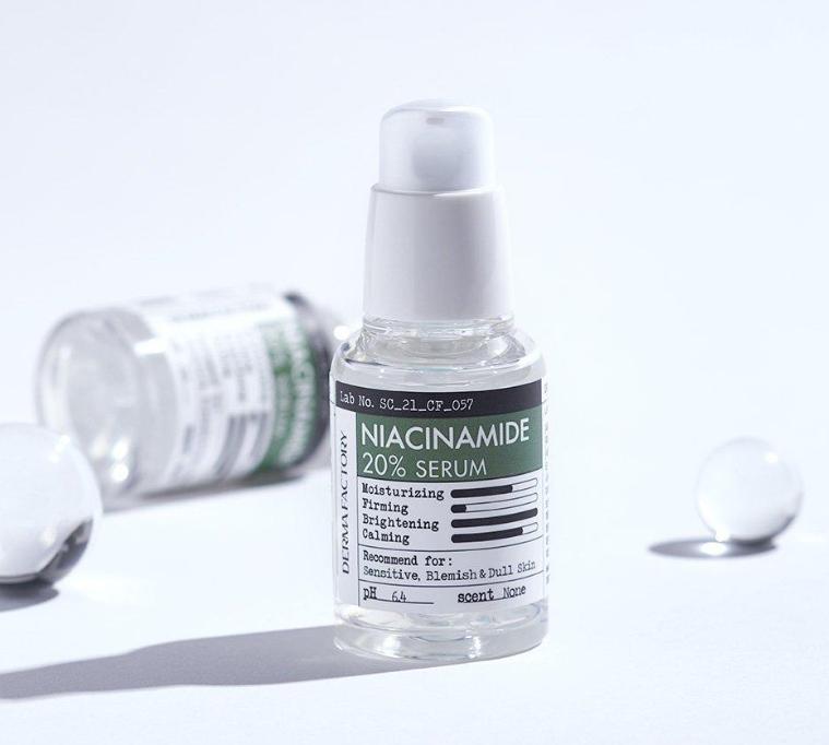 DERMA FACTORY Ниацинамид 20% Сыворотка 30мл