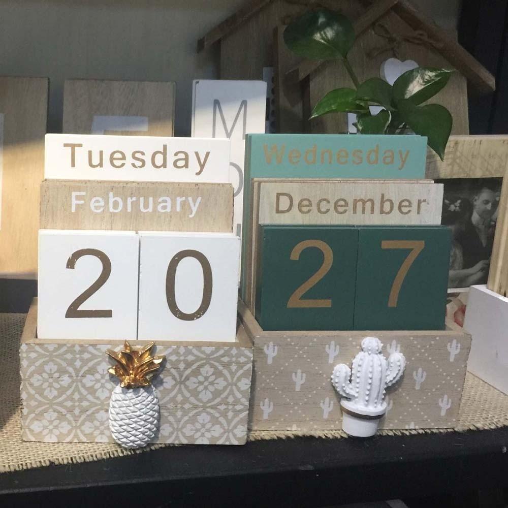 Pineapple Desk Calendar Ornament Cactus Date Display Ornament Wooden Perpetual Calendar Office