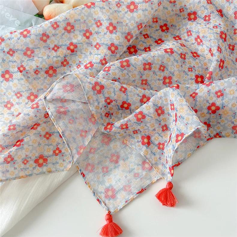 60*60cm Summer Scarves for Woman Beautiful Floral Scarf with Tassels Outdoor Thin Sun Protective Scarf