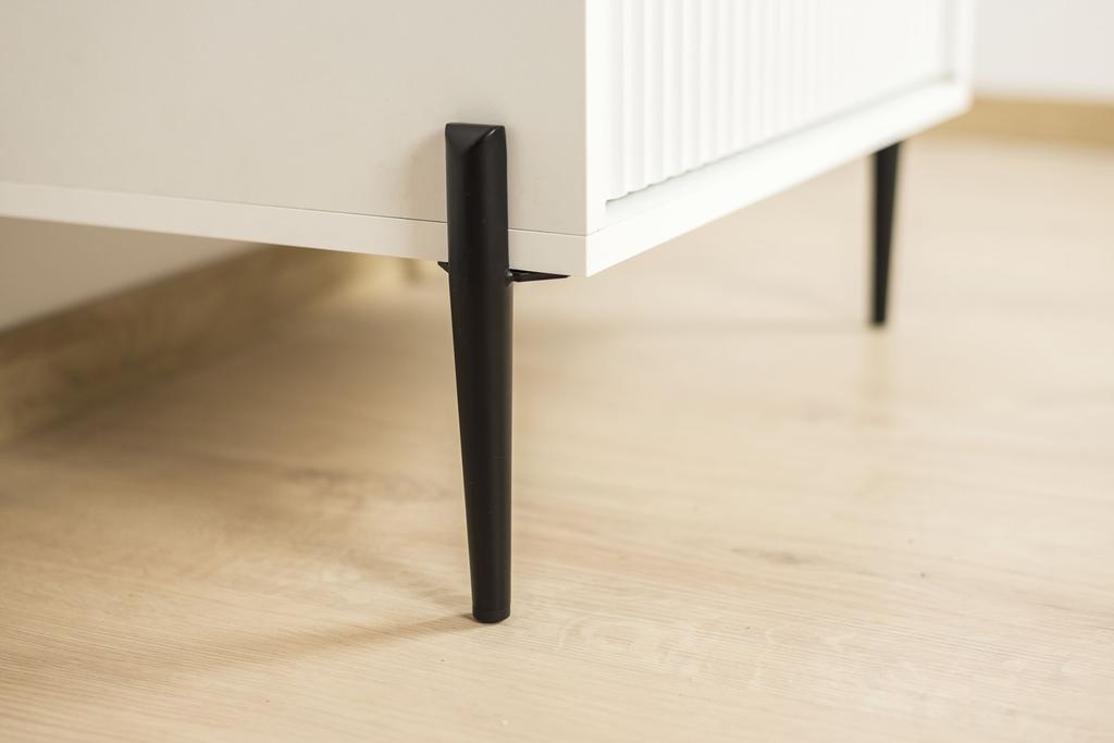 Set of 4 sofa legs, black pin, height 15 cm