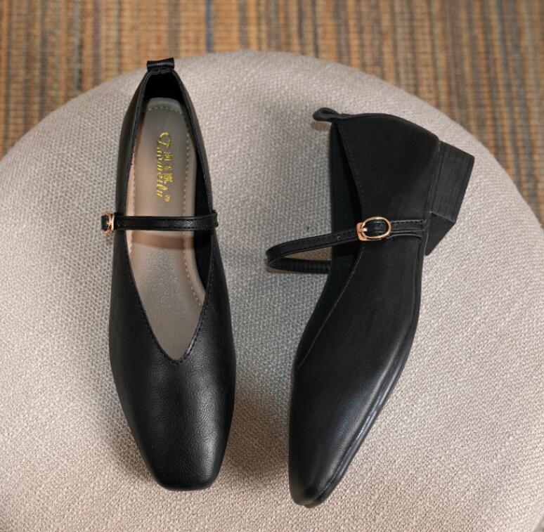 Woman Elegant French Square Toe Mary Janes Casual Flats Female Summer Loafer Shoes Woman Retro Low Heeled Soft Soled Flat Shoes