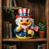 Патриотическая фигурка утки Смешная статуэтка Дяди Утки с американским флагом и цилиндром Коллекционная декорация на 4 июля ко Дню независимости Декор для дома
