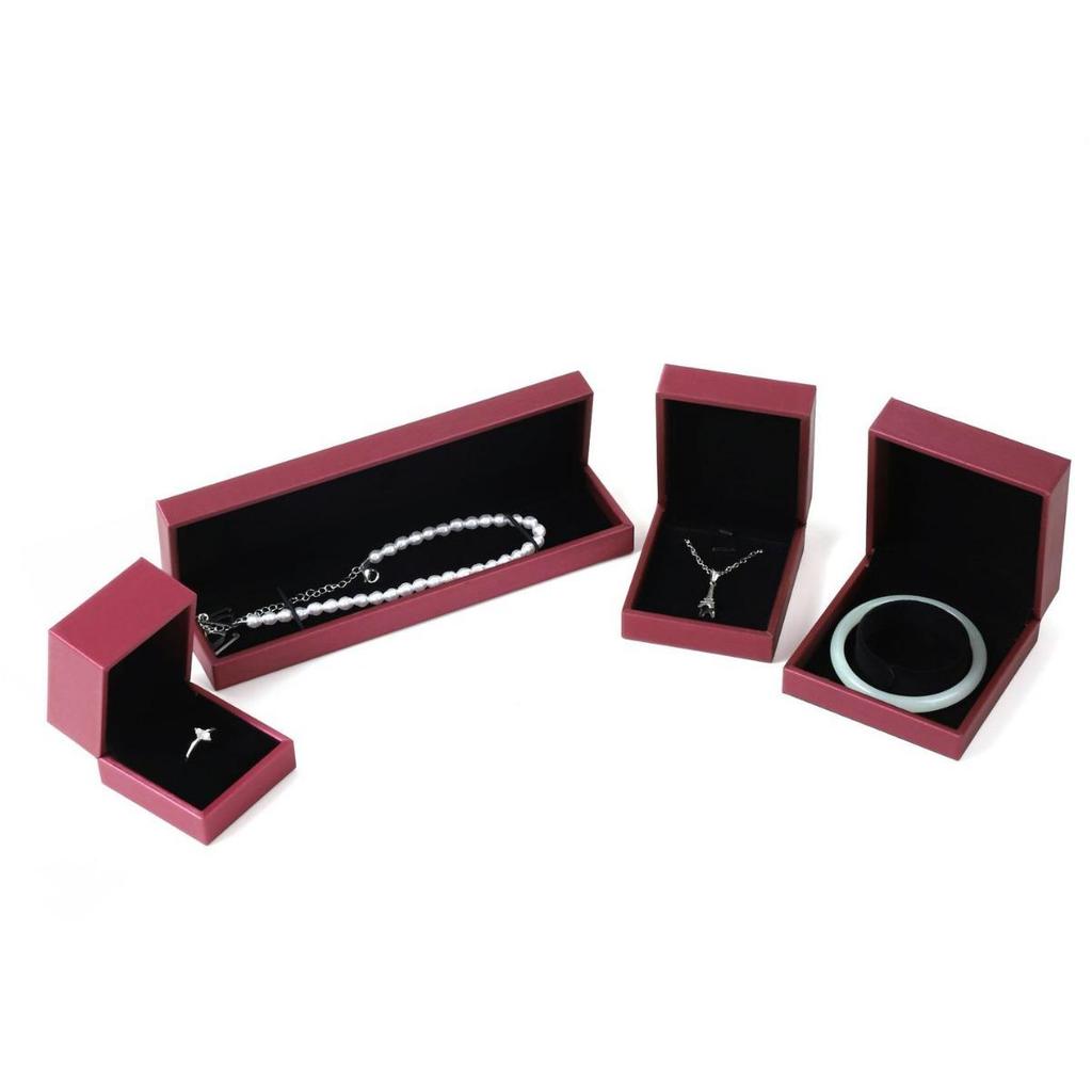 Шкатулка из высококачественной матовой искусственной кожи для колец, ожерелий и браслетов