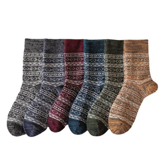 Warm Wool Socks for Men Winter Thermal Thick Crew Socks Vintage Style Retro Pattern Socks for Cold Weather