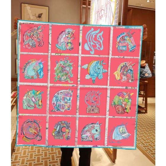 New Silk Scarf Women Horse Head Triangle Scarves Head Echarpes Silk Foulards Femme Wraps Beach Shawls Bandana Lady Hijabs