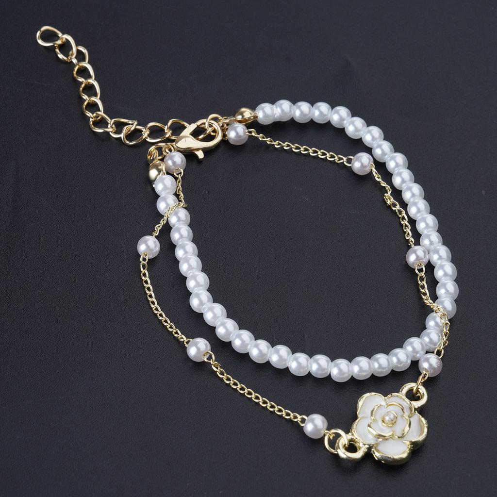 Элегантный двухслойный браслет с камелиями и имитацией жемчуга, женское модное украшение на запястье, идеально подходящее к любому наряду