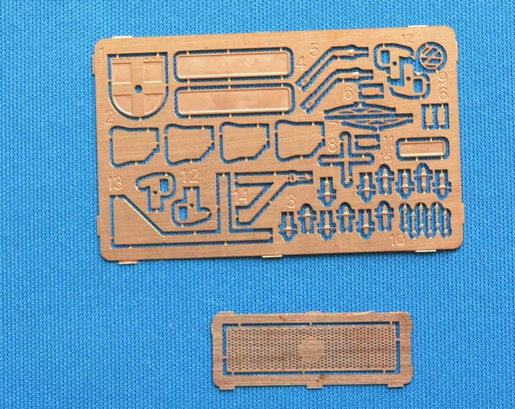 Ace German Iltis 4WD Vehicle Field Ambulance Type Type183 Plastic Model UA35103 1/35