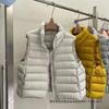 Женский легкий пуховый жилет Белый утиный пуховик Безрукавка Короткая С воротником-стойкой Приталенный Верхняя одежда
