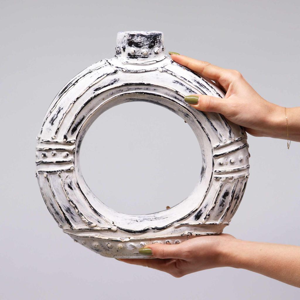 Donut Vase Cream 30cm