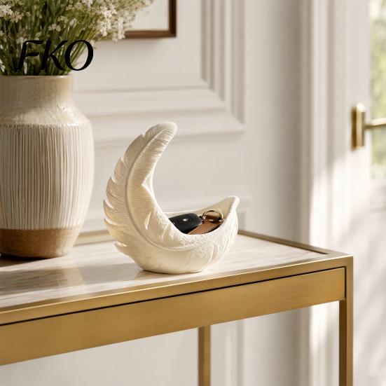 Warm Touch Home Accessory 3D Printed Feather & Crescent Moon Trinket Dish, Silk White Matte Decorative One-piece Molding Decoration Storage