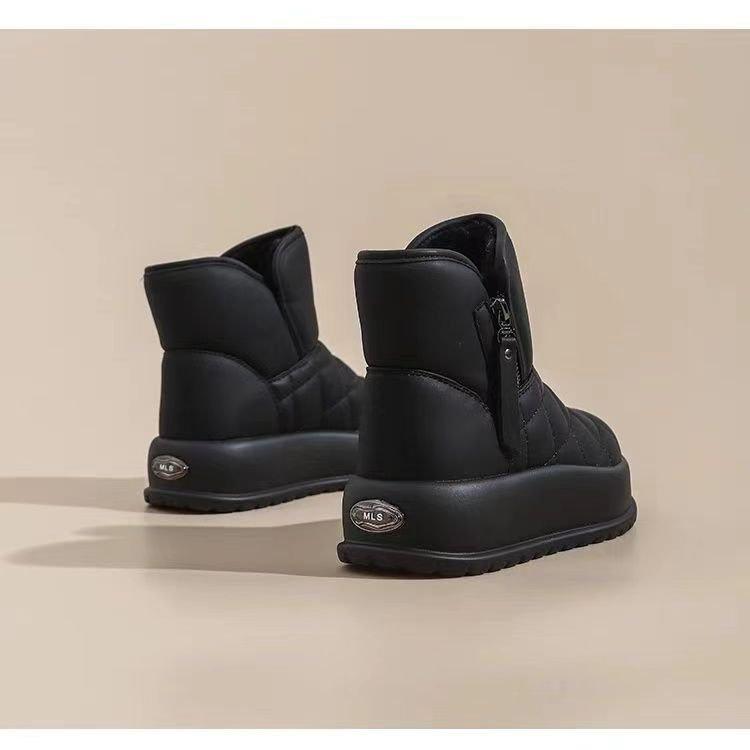 Зимние бархатные утолщенные теплые хлопковые туфли 2025 осень новая водонепроницаемая и нескользящая обувь короткие ботинки Северо-восток снег толстая подошва ботинки женские