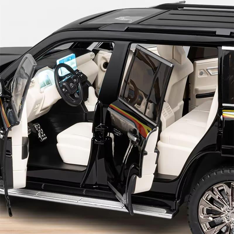 Очень большая 1/18 Toyota Land Cruiser LC300 ZX литая модель автомобиля из литого металла внедорожник модель автомобиля звук и свет детская игрушка подарок мальчику