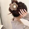 Fashionable Vintage Autumn Winter Shark Clip Plush Flower Hair Clip Simple Hair Crab Claw Hair Accessories Girls Headdress Gift