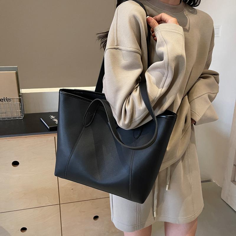 Simple Urban Commuter Large-Capacity Bag Women'S Fashion Tote Bag Casual Shoulder Armpit Bag