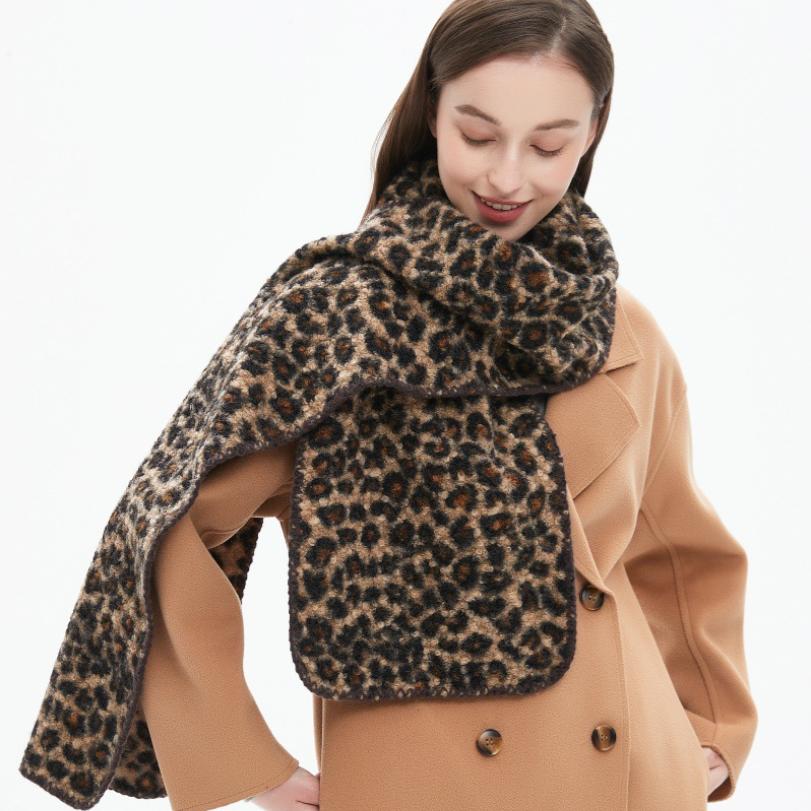 Women Leopard Print Scarf Soft Warm Thick Shawl Vintage Animal Pattern Neck Wrap Fashion Winter Scarves for Coat Matching