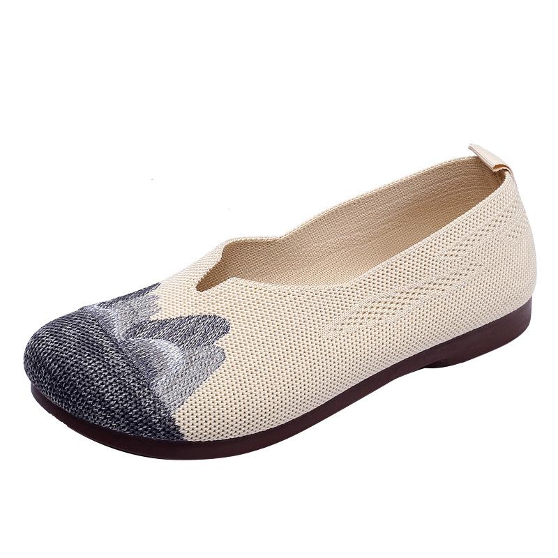 Women's Luxury New Landscape Embroidered Shoes Ethnic Style Soft Sole Comfortable Flat Shoes Middle Aged Elderly Casual Shoes