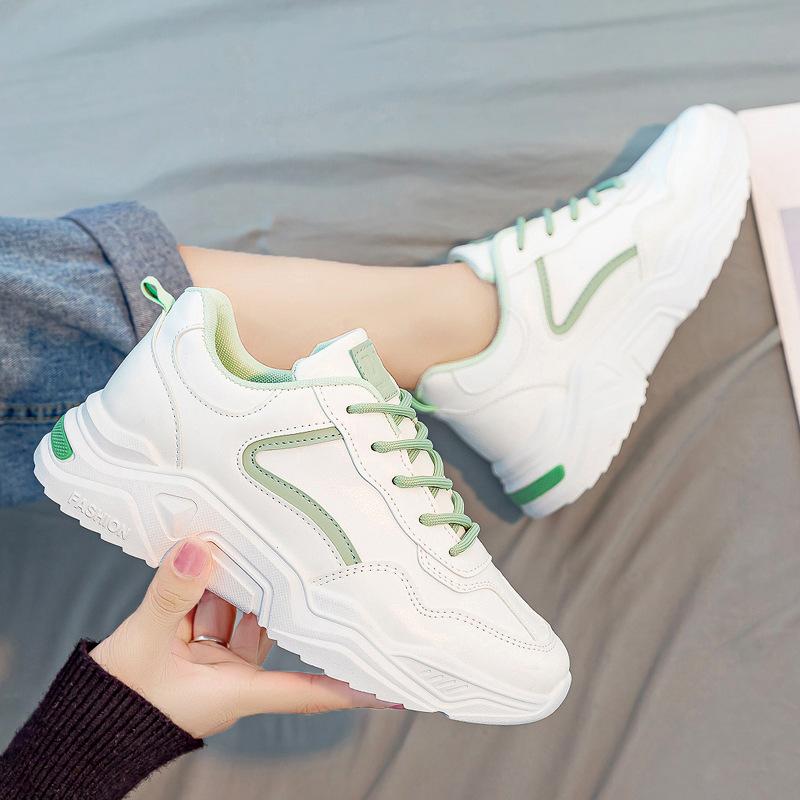 Мода 2025 Новые женские кроссовки на шнуровке Женская повседневная обувь Нескользящая Студенческая обувь для прогулок на открытом воздухе Удобная женская обувь Высокое качество