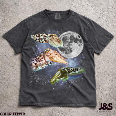 Three Cuttlefish Moon Shirt, Cephalopod Ocean Animal Tshirt, Marine Biology Gift, Sea Life Lover Tee, Nautical Nature Graphic Shirt