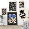 Nordic Simple Wall Art Vintage Flowers Anime Самоклеящиеся художественные постеры Whitepaper Prints Posters Artwork Home Decor