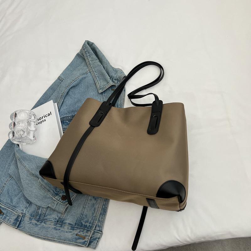 Женская сумка-тоут большой вместимости весна 2024 г.: Простая сумка через плечо и для поездок на работу в стиле нишевой моды