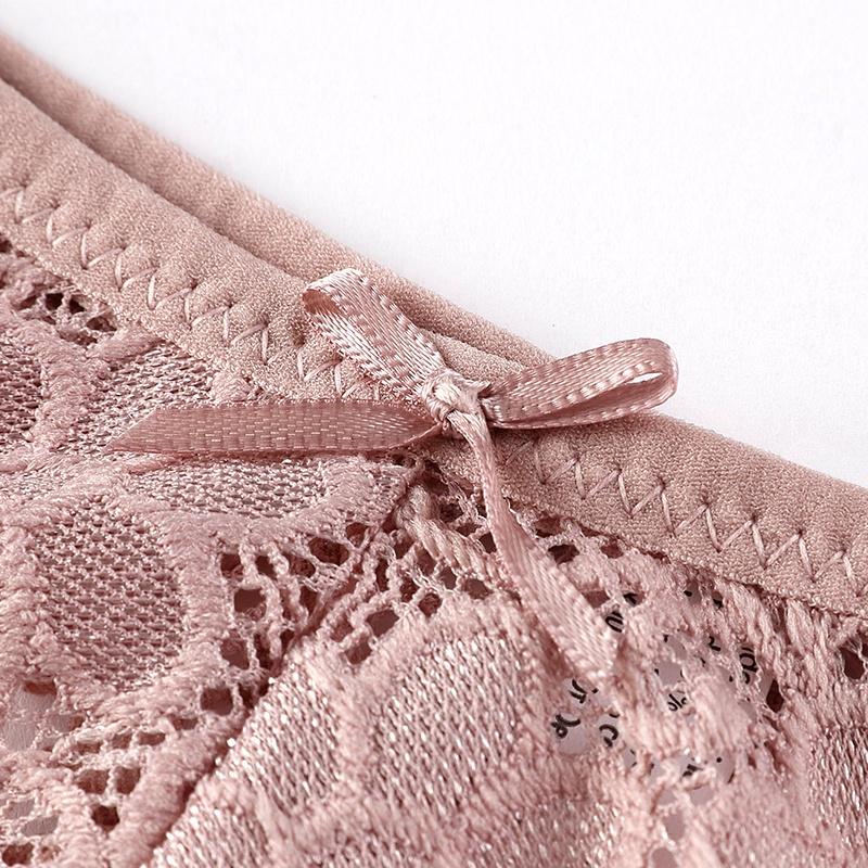 Lace Panties Women Seamless Briefs Soft Lingerie Low-rise Hollow Underwear Tempting Thongs Female Underpants EMA