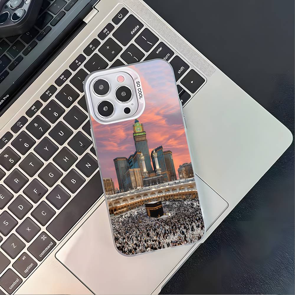 Moslem and kaaba Phone Case For iPhone 17,16,15,14,13,12,11,Pro,XS,Max,Plus,Mini,SE4,E White Matte Shockproof Cover