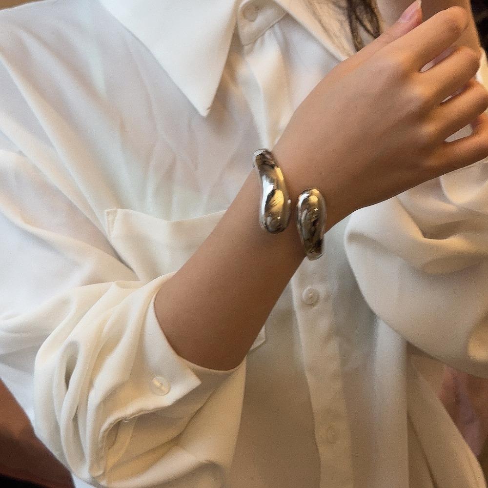 Europe American Style Metal Geometric  Bracelets Metal Drop-shaped Bangle  Decoration