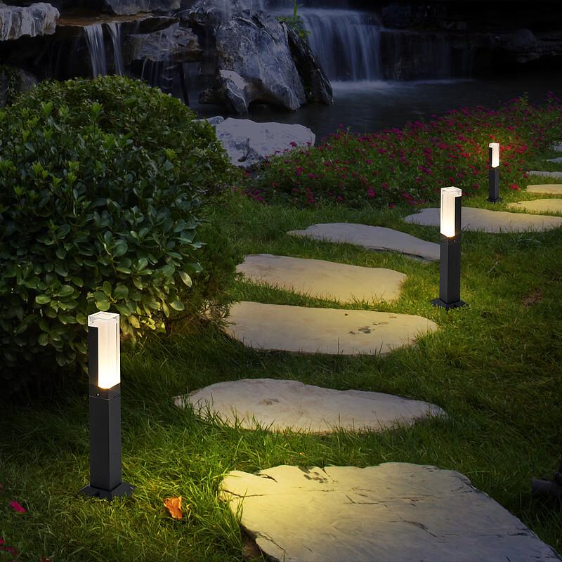 Modern LED Outdoor Lawn Light