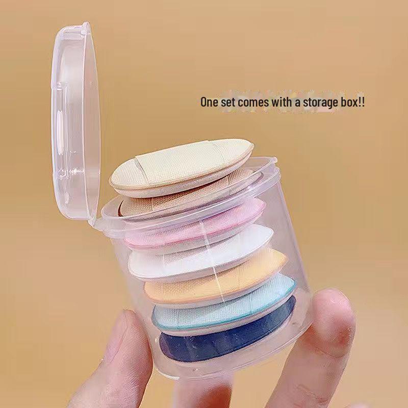 Мини-спонж для макияжа Pinky Air Cushion: Влажная/сухая, невпитывающая пуховка для нанесения жидкой тональной основы.