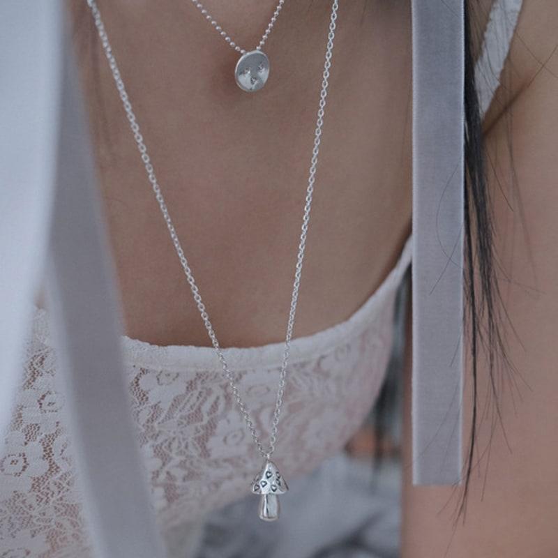 reinheart Heart mushroom necklace