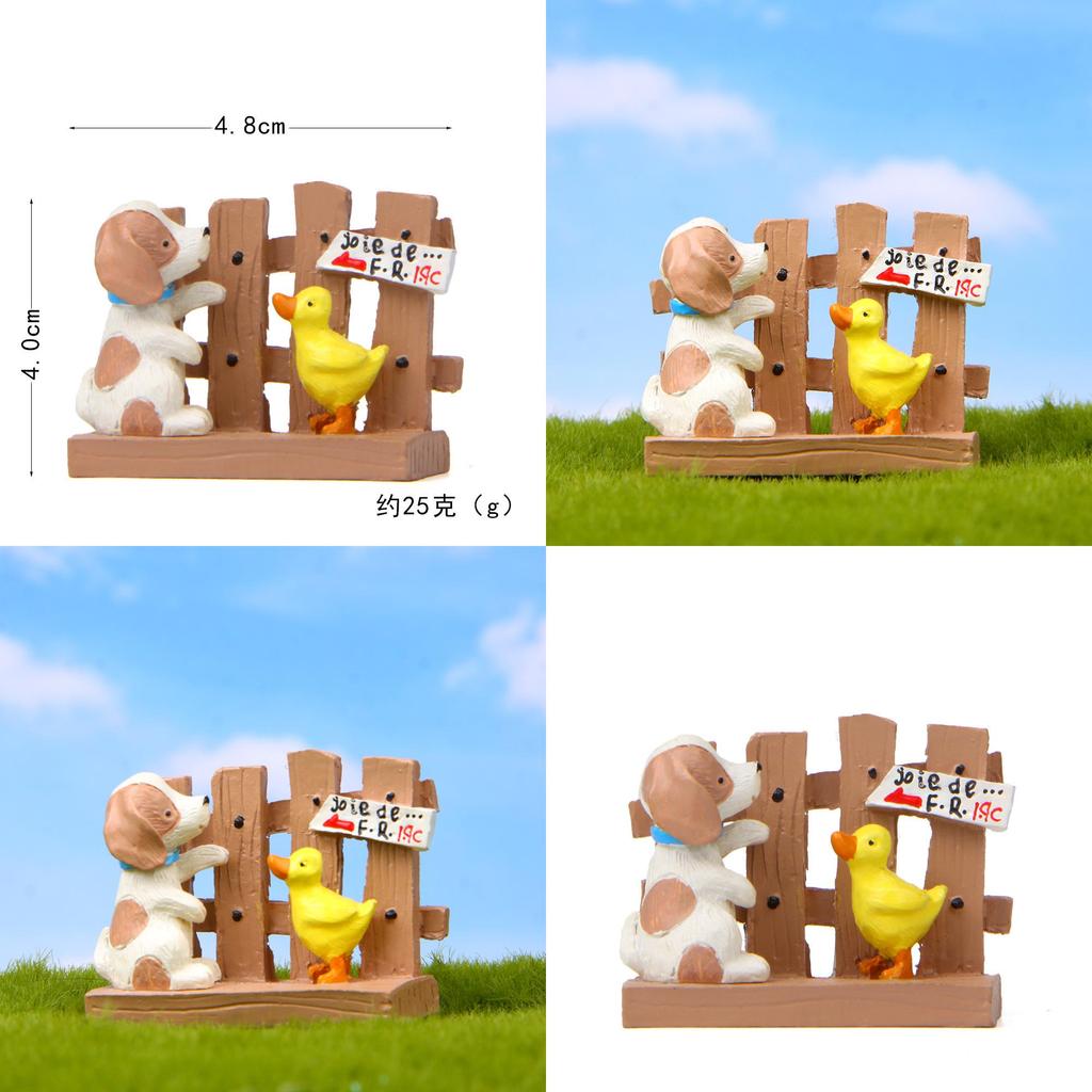 Cute Cartoon Fence Duck Dog Mini Model Ornament For Miniature Landscape And Gift Use