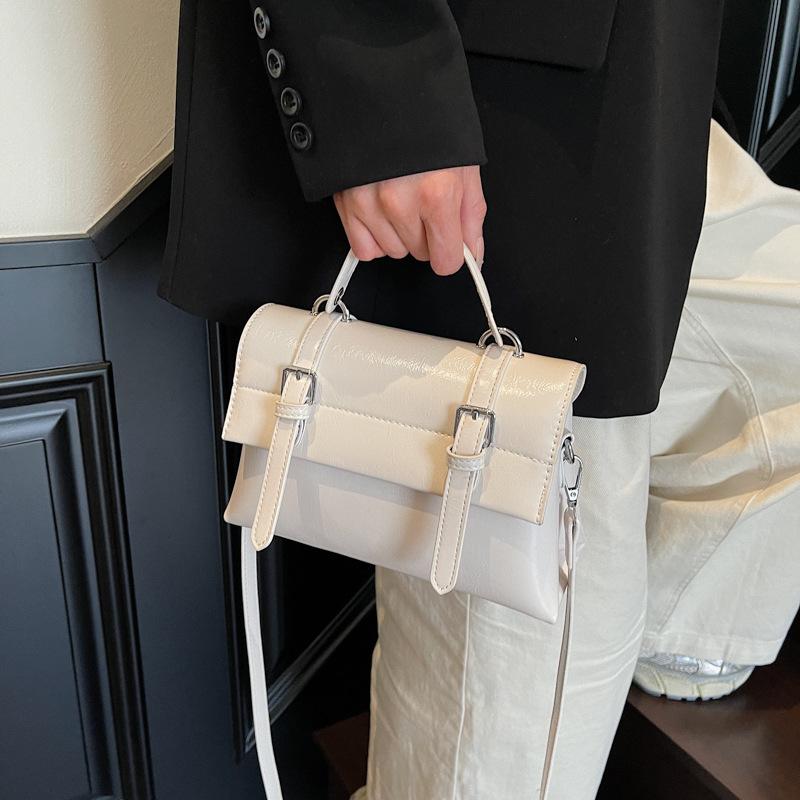 Новая маленькая сумка женская весенне-летняя модная однотонная на плечо сумка-мессенджер женская повседневная портативная маленькая квадратная сумка