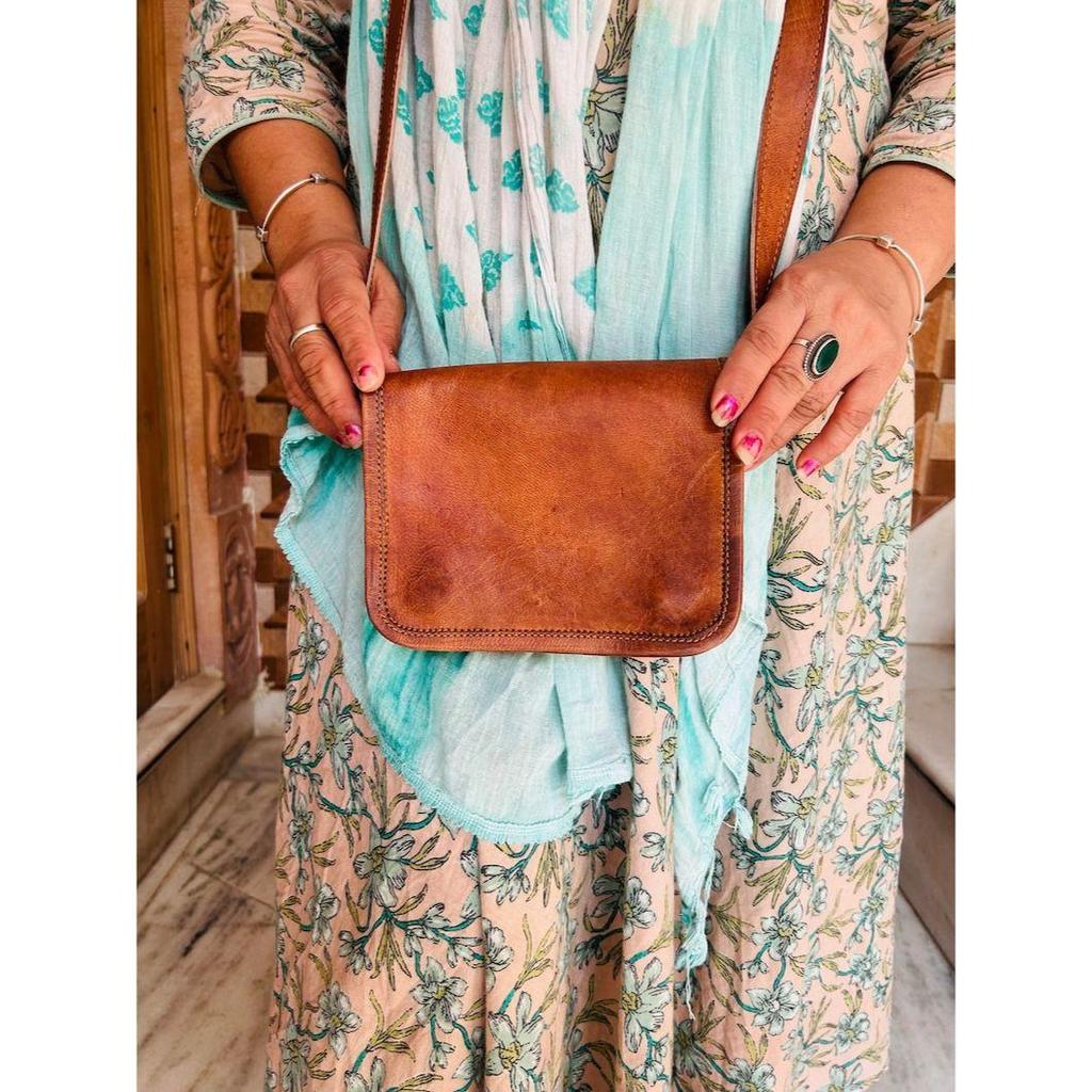 Handcrafted Premium Leather Flap Crossbody Unisex Small Messenger Bag.