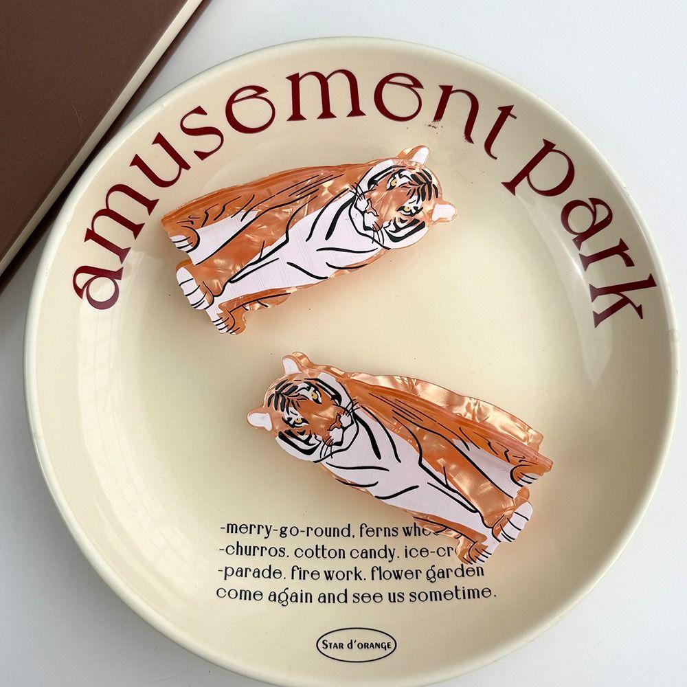 PC Tiger Hair Claw Acrylic Large Shark Clip Creative Animal Shaped Hair Clip Streetwear